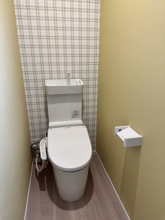 田山建設モデルハウス ・2階トイレ