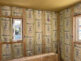 断熱材の値上がりがやばい(；ﾟДﾟ)